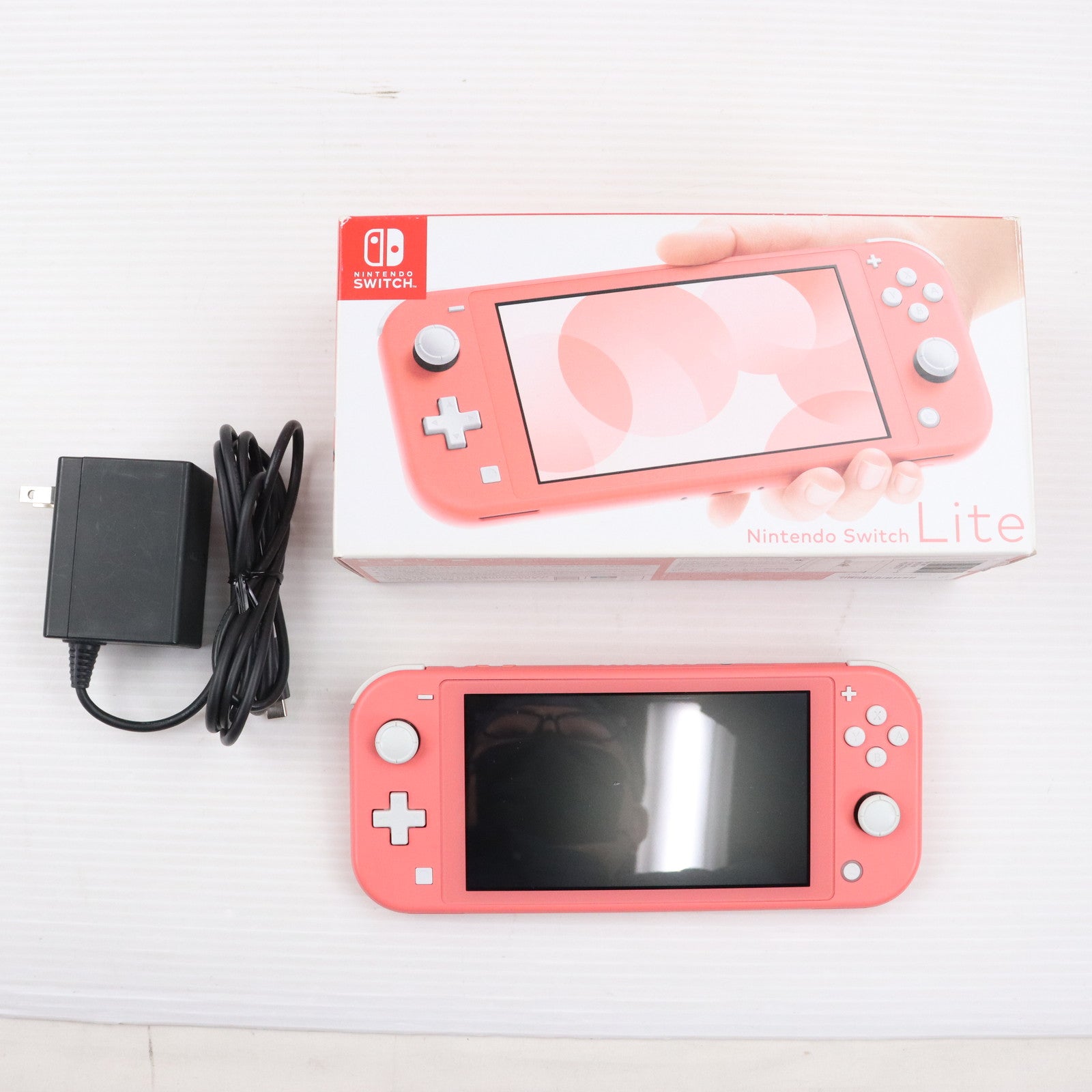 中古即納】[Switch](本体)Nintendo Switch Lite(ニンテンドースイッチライト) コーラル(HDH-S-PAZAA)