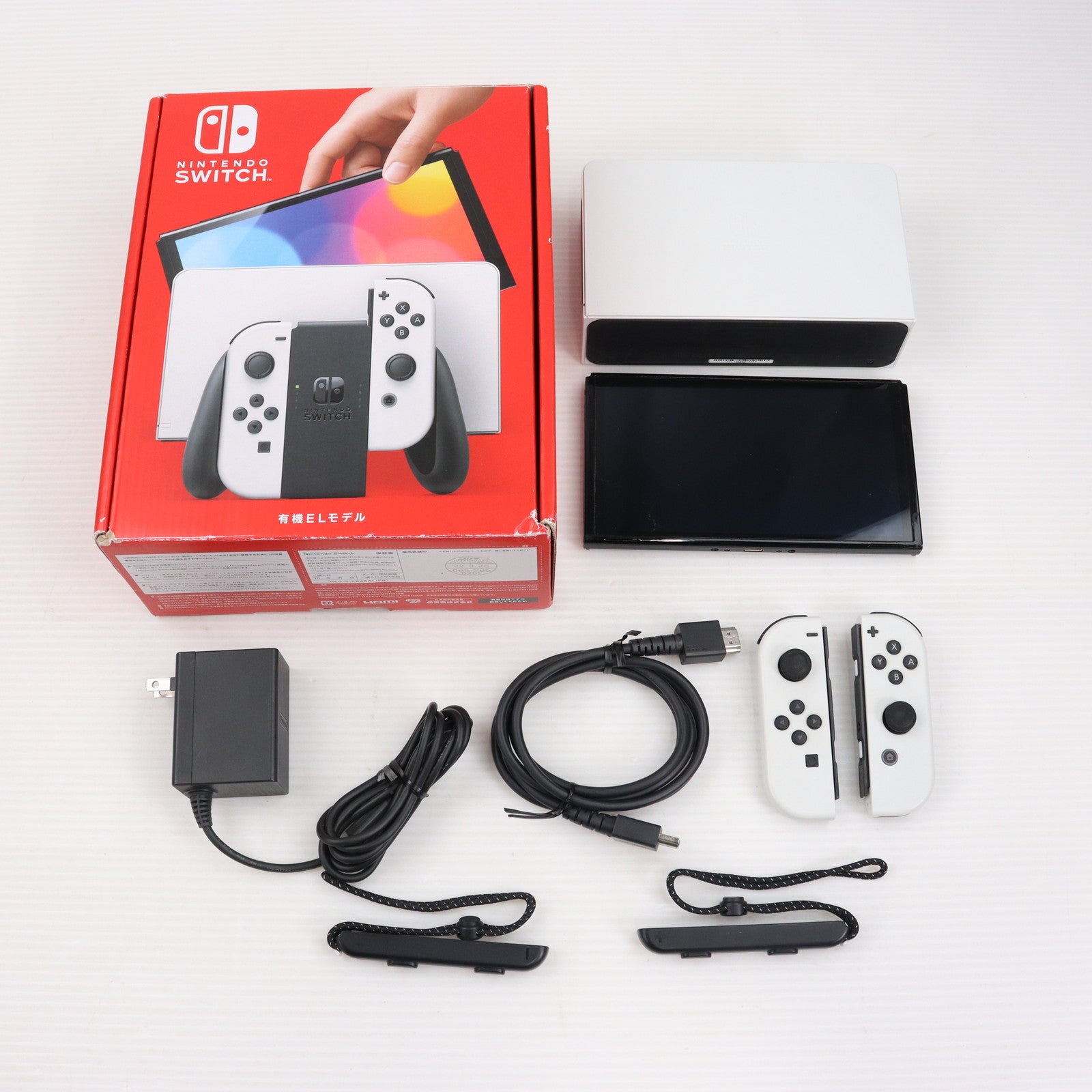 【中古即納】[Switch](本体)Nintendo Switch(有機ELモデル) ニンテンドースイッチ Joy-Con(L)/(R)  ホワイト(HEG-S-KAAAA)(20211008)