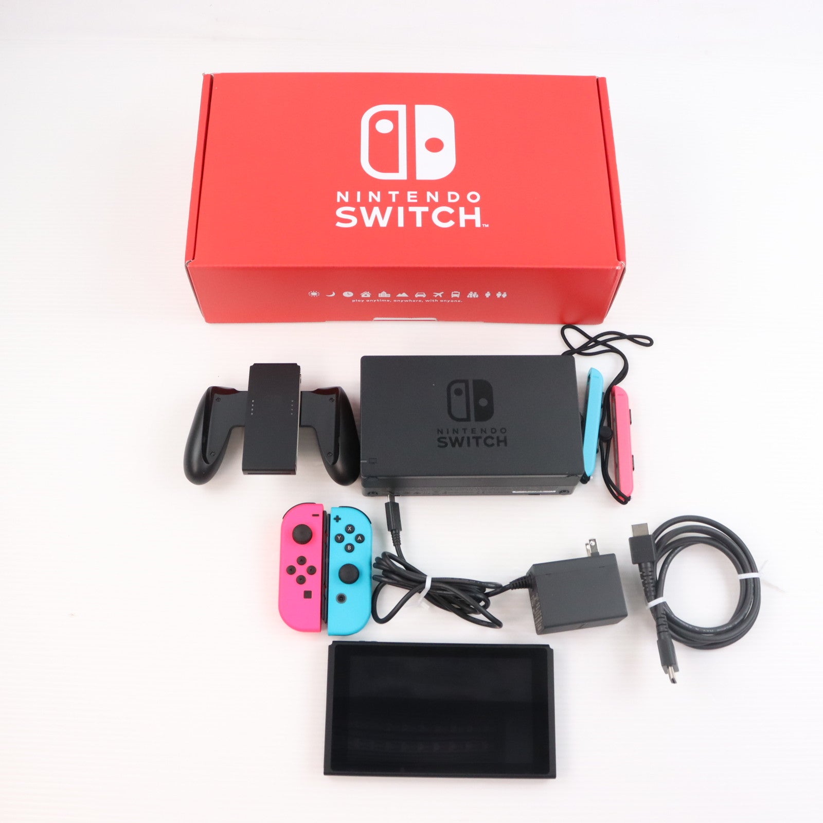 【中古即納】[Switch] (本体) マイニンテンドーストア限定 (新型)Nintendo Switch(ニンテンドースイッチ) カスタマイズ Joy-Con(L) ネオンピンク/(R)ネオンブルー Joy-Conストラップ ネオンピンク/ネオンブルー 任天堂(HAD-S-KAYAA)(20190830)