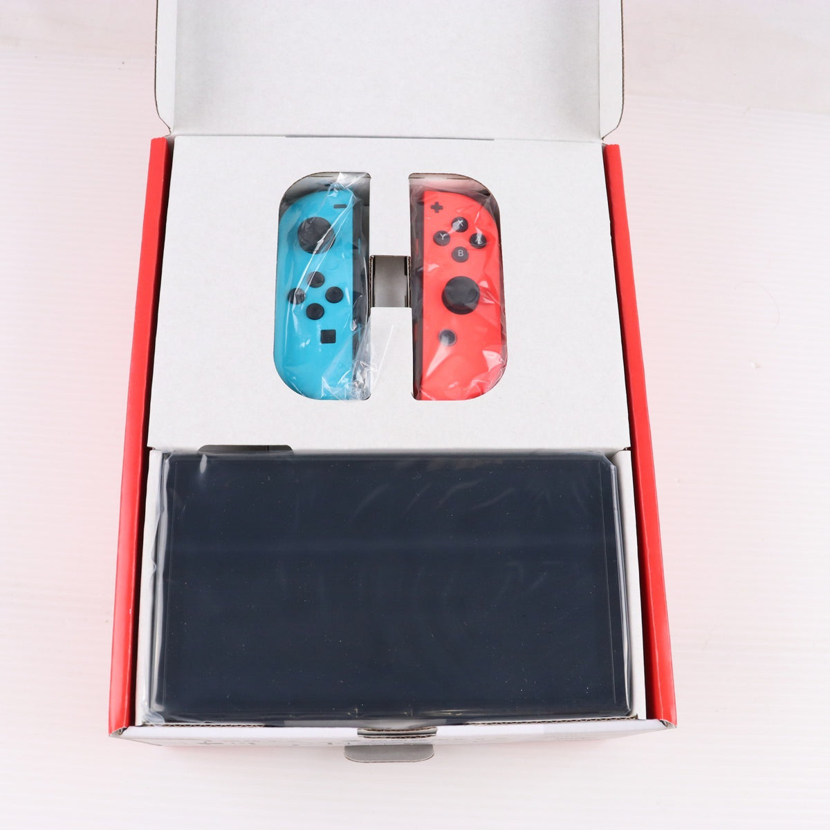 【中古即納】[Switch] (本体)(未使用) マイニンテンドーストア限定 Nintendo Switch(有機ELモデル)(ニンテンドースイッチ 有機ELモデル) Joy-Con(L) ネオンピンク/(R) ブルー Joy-Conストラップ ブラック(HEG-S-KAYAA)(20211008)