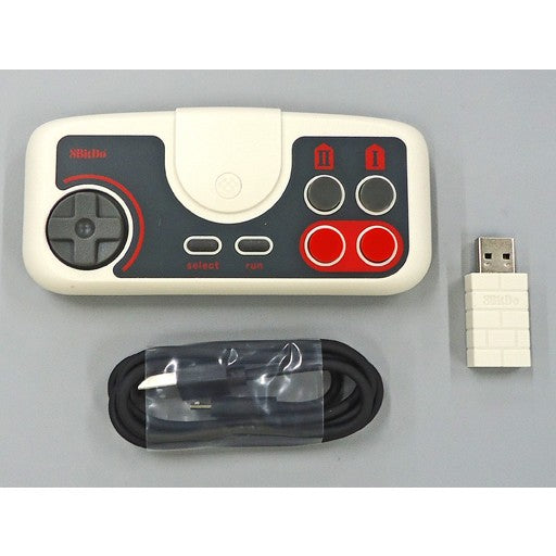 【中古即納】[ACC][PCE] 8BitDo PCE 2.4G Wireless Gamepad(ワイヤレスゲームパッド)(ホワイト&レッド) 8Bitdo(20230430)