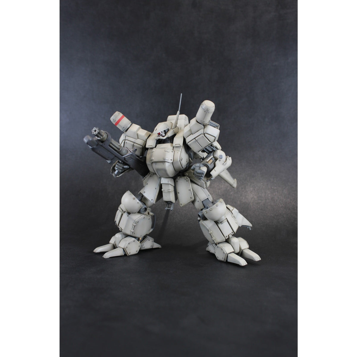 【新品】【お取り寄せ】[PTM] (再販) 1/35 AS-5E3 レイノス(主人公機)【リニューアルVer.】 重装機兵レイノス プラモデル(PP050) PLUM(プラム)(20260920)