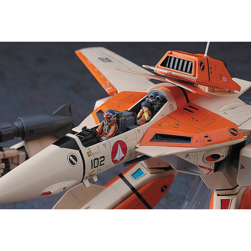 【新品即納】[PTM] (再販) 1/72 VF-1D ガウォーク バルキリー 超時空要塞マクロス プラモデル(65832) ハセガワ(20241031)