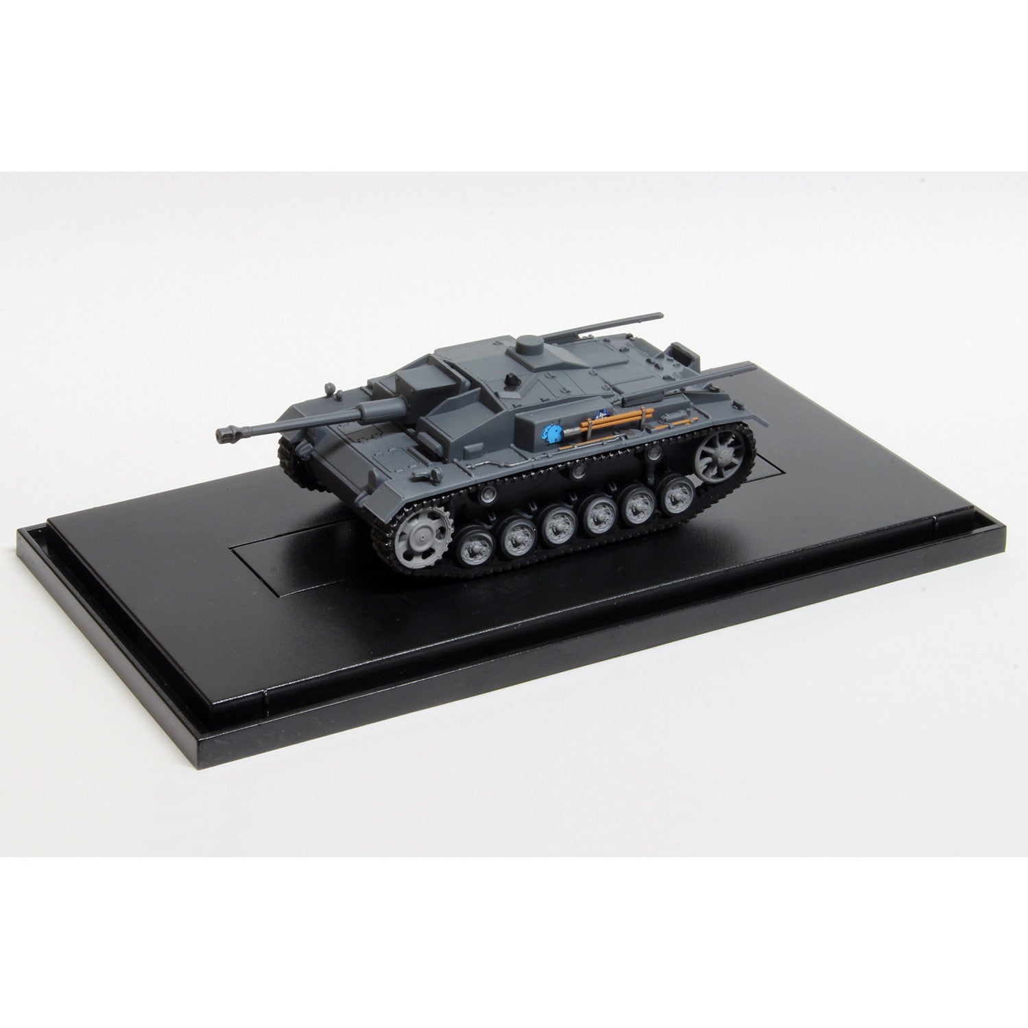 【中古即納】[FIG] てのひら戦車道コレクション III号突撃砲F型 カバさんチーム ガールズ&パンツァー 劇場版 1/72 完成品 フィギュア(GPC72-7) プラッツ(20170921)