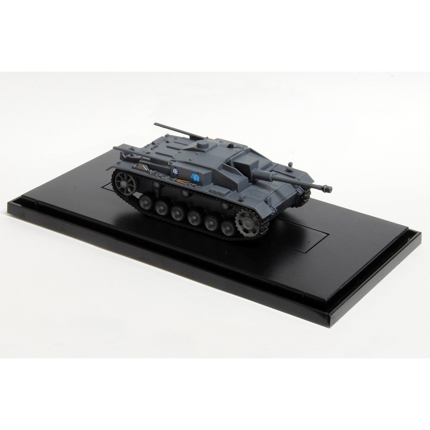 【新品即納】[FIG] (再販) てのひら戦車道コレクション III号突撃砲F型 カバさんチーム ガールズ&パンツァー劇場版 1/72 完成品 フィギュア(GPC72-7) プラッツ(20250131)