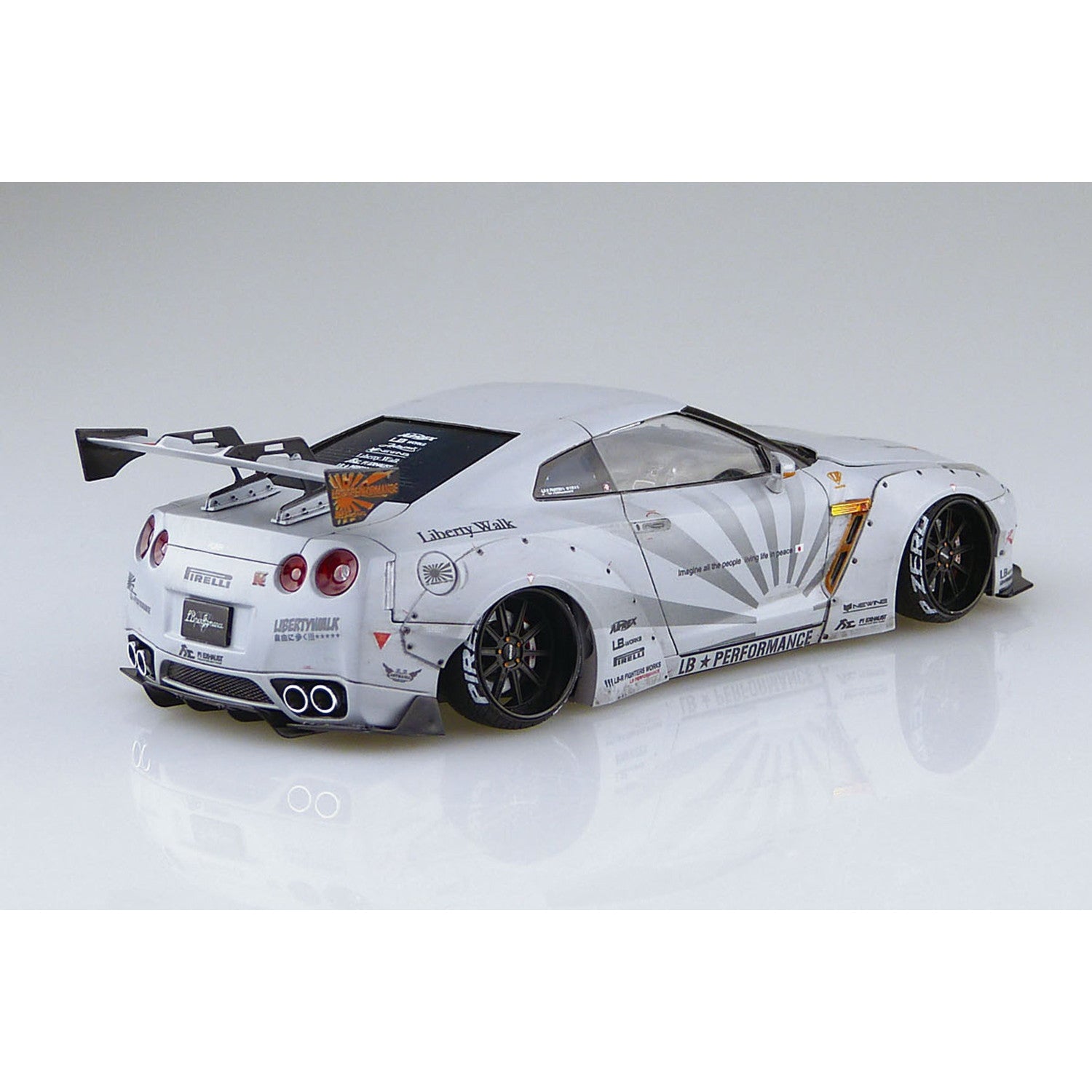 【新品即納】[PTM] (再々販)1/24 リバティーウォーク No.10 LB★ワークス R35 GT-R Ver.2 プラモデル(054031) アオシマ(20241231)