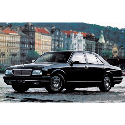 【新品】【お取り寄せ】[PTM] ザ・モデルカー No.122 1/24 ニッサン Y32 シーマ タイプIII リミテッド L AV '91 プラモデル アオシマ(20200731)