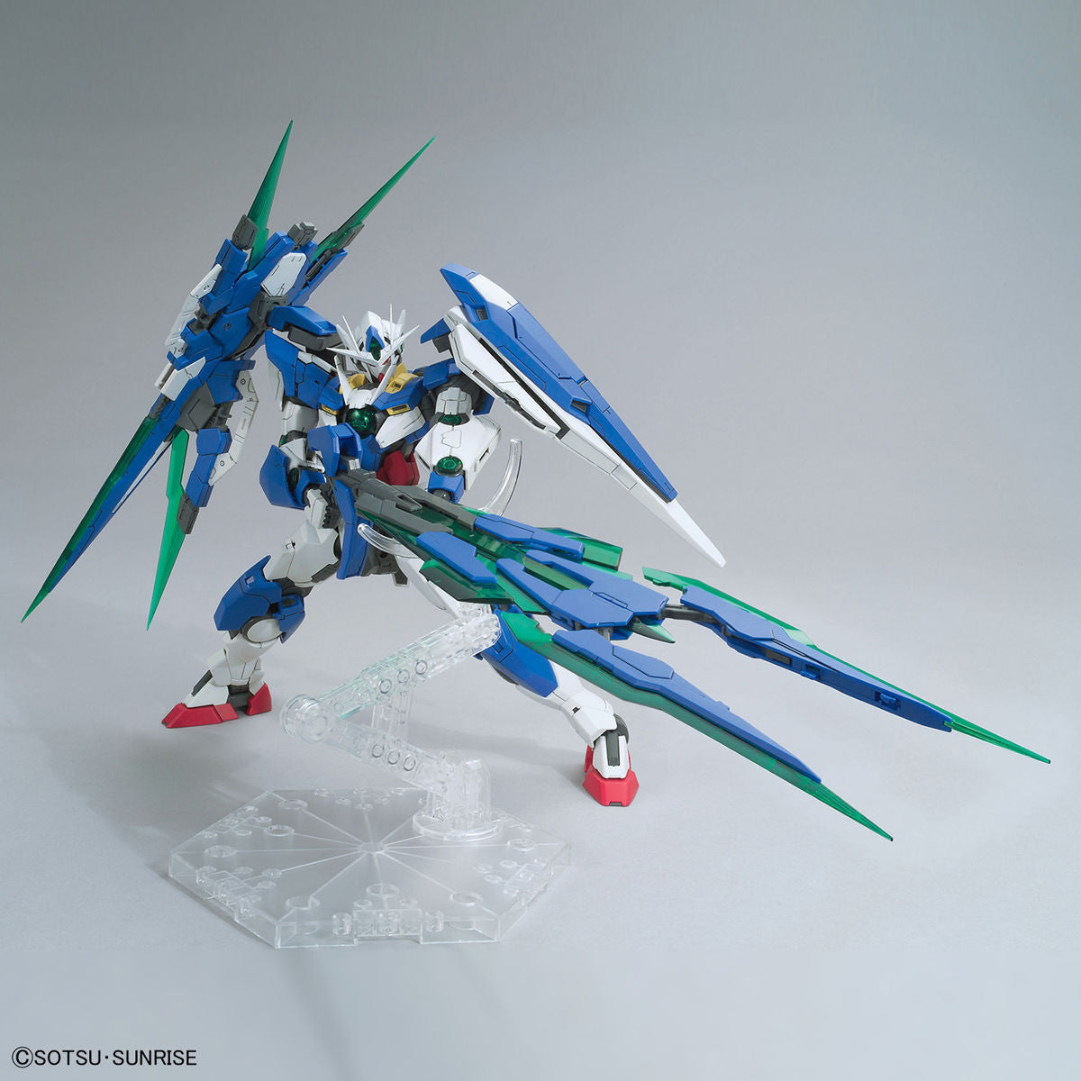 【新品即納】[PTM] (再販) MG 1/100 GNT-0000/FS ダブルオークアンタフルセイバー 機動戦士ガンダム00V戦記 プラモデル(5055328) バンダイスピリッツ(20240824)