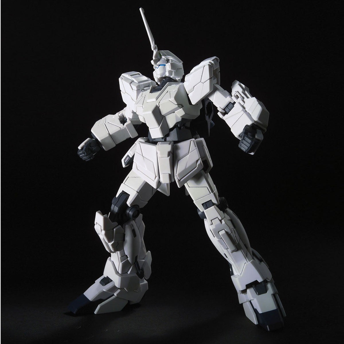 【予約安心出荷】[PTM] (再販) HGUC 1/144 RX-0 ユニコーンガンダム ユニコーンモード 機動戦士ガンダムUC(ユニコーン) プラモデル(2079325) バンダイスピリッツ(2026年6月)
