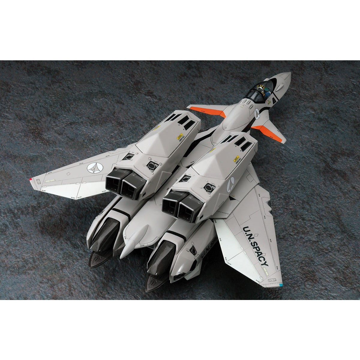 【新品】【お取り寄せ】[PTM] (再販) 1/72 VF-11B スーパーサンダーボルト マクロスプラス シリーズNo.23 プラモデル(M23) ハセガワ(20241031)