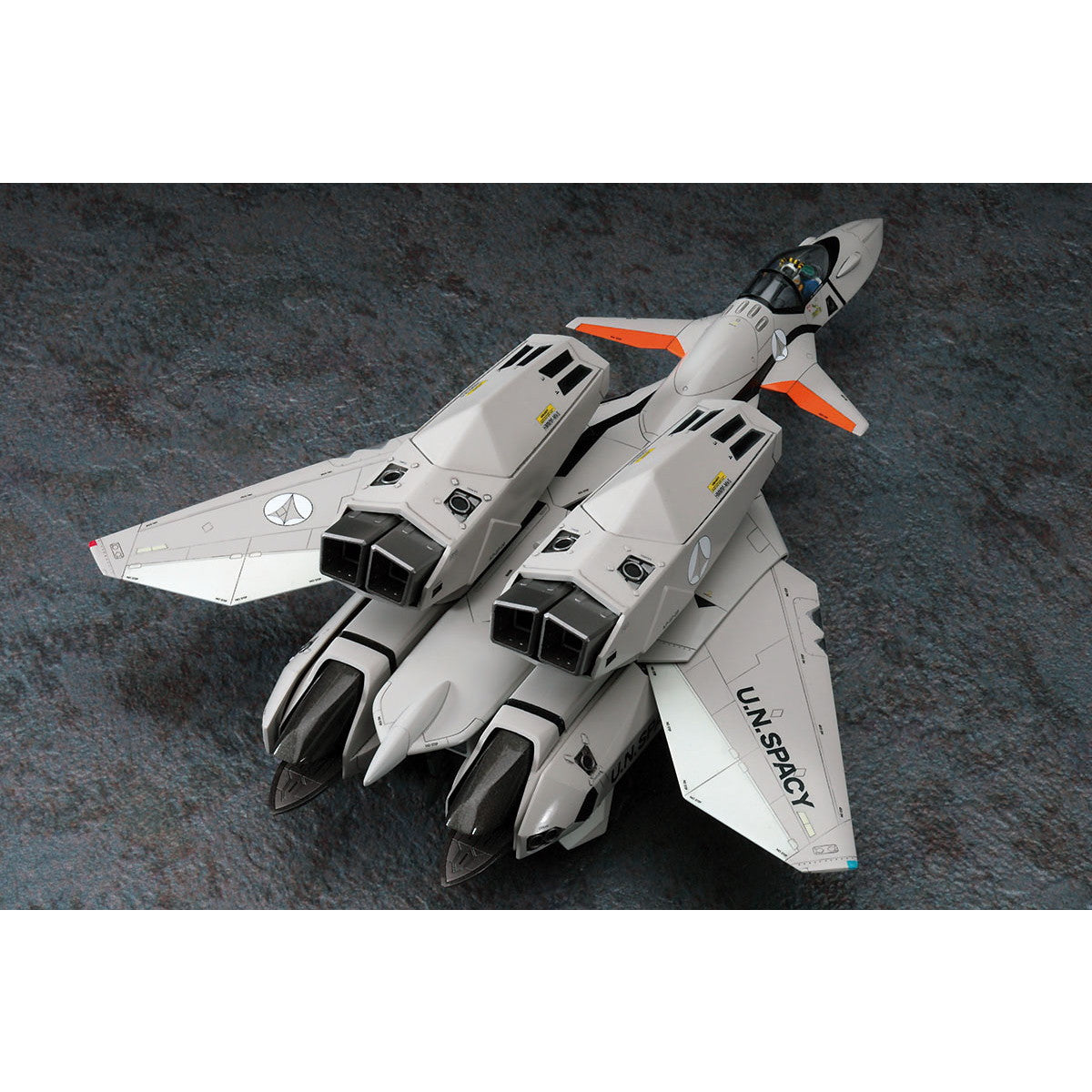 【中古即納】[PTM] 1/72 VF-11B スーパーサンダーボルト シリーズNo.23 マクロスプラス プラモデル(657236) ハセガワ(20191231)