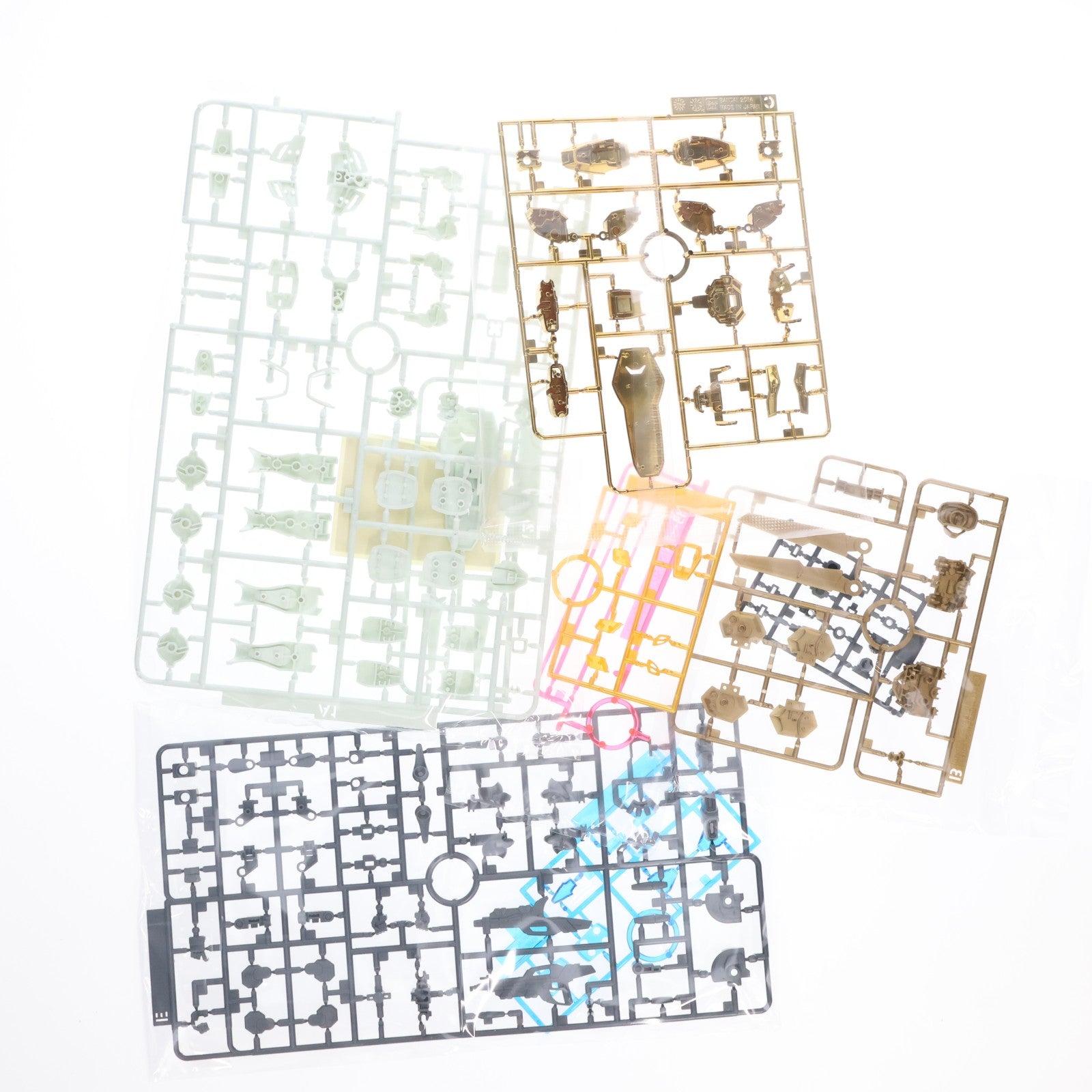 【中古即納】[PTM] HG 1/144 ガンダム35周年記念RISE!カラーガンプラセット 2015年 Gのコラボレーショントライキャンペーン賞品 ガンダム Gのレコンギスタ×ガンダムビルドファイターズトライ プラモデル バンダイ(19991231)