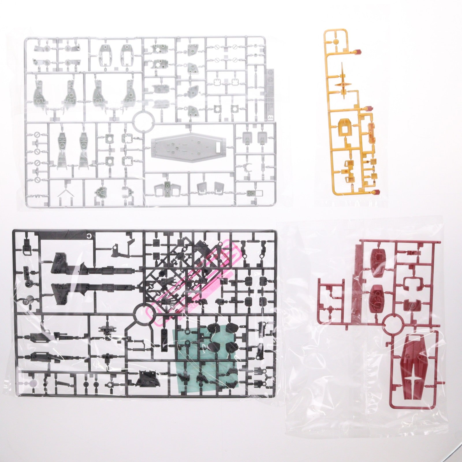 【中古即納】[PTM] 1/144 HGUC RX-78-2 ガンダム CoCoICHI エクストラフィニッシュVer. スプーン装備型 「機動戦士ガンダム×カレーハウスCoCo壱番屋」 2017年 キャンペーン品 [0219609] バンダイ(20170714)