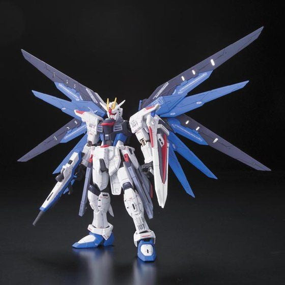 【中古即納】[PTM]RG 1/144 ZGMF-X10A フリーダムガンダム 機動戦士ガンダムSEED(シード) プラモデル(5061614) バンダイスピリッツ(20210526)