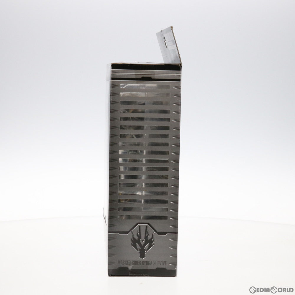 【中古即納】[FIG] ホビージャパン限定 S.I.C. 仮面ライダーリュウガ・サバイブ[ドラグブラッカー] 仮面ライダー龍騎 完成品可動フィギュア バンダイ(20051130)