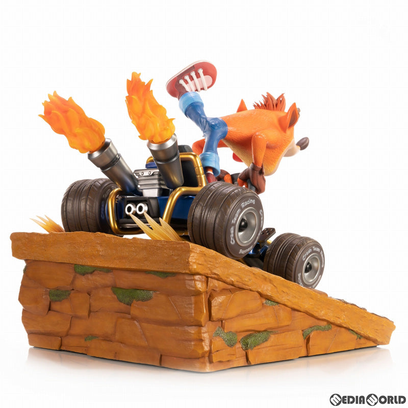 【新品即納】[FIG] クラッシュ・バンディクー スタチュー カート ver クラッシュ・バンディクーレーシング ブッとびニトロ! 完成品 フィギュア First 4 Figures(ファースト4フィギュア) (20230731)