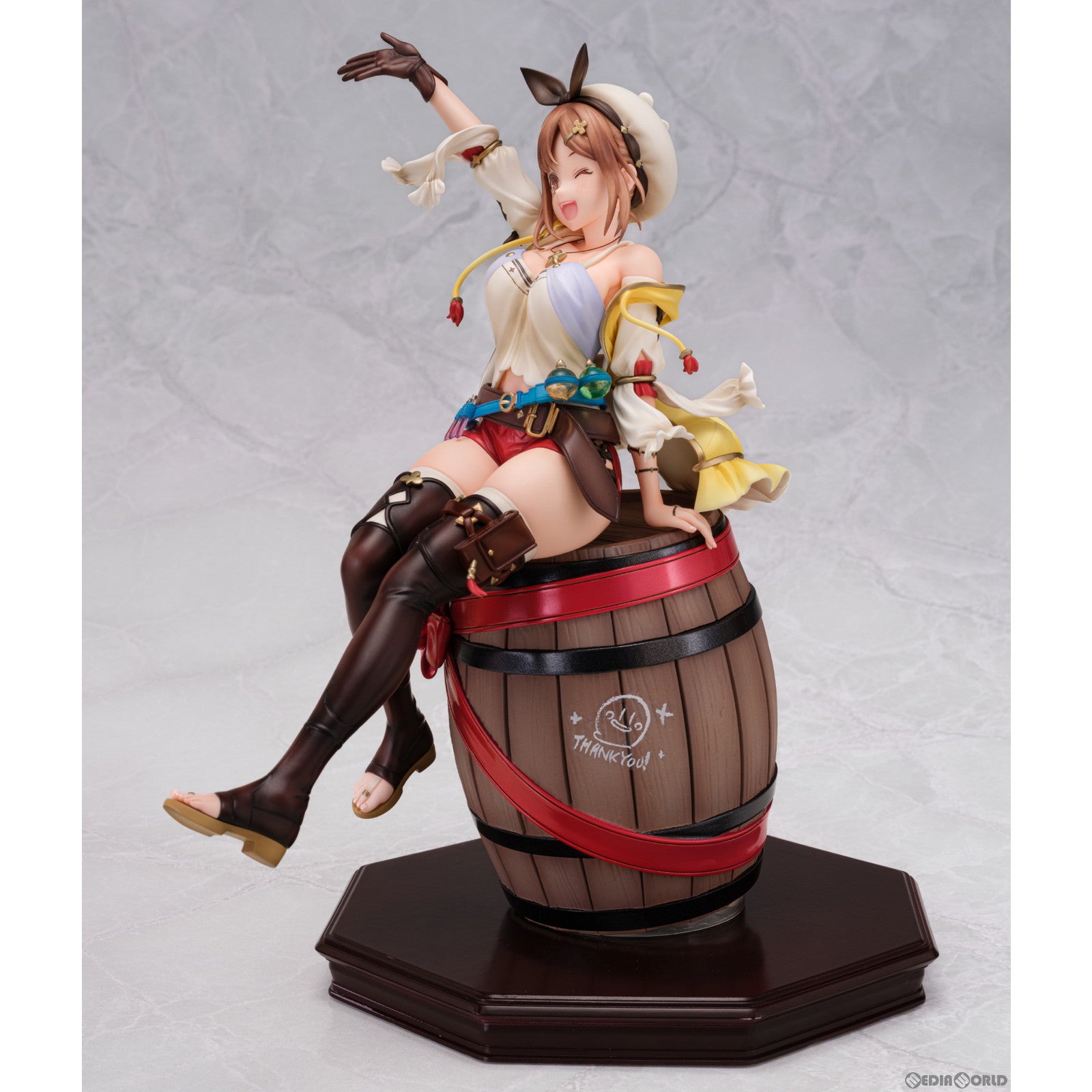 新品即納】[FIG]ライザ 「アトリエ」シリーズ25周年記念ver. 通常版 ライザのアトリエ 常闇の女王と秘密の隠れ家 1/7 完成品 フィギュア(AMIF-AT-002)  あみあみ