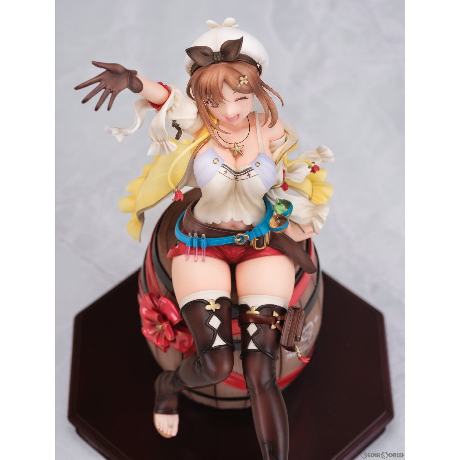 【新品即納】[FIG] ライザ 「アトリエ」シリーズ25周年記念ver. 通常版 ライザのアトリエ 常闇の女王と秘密の隠れ家 1/7 完成品 フィギュア(AMIF-AT-002) あみあみ(20240930)