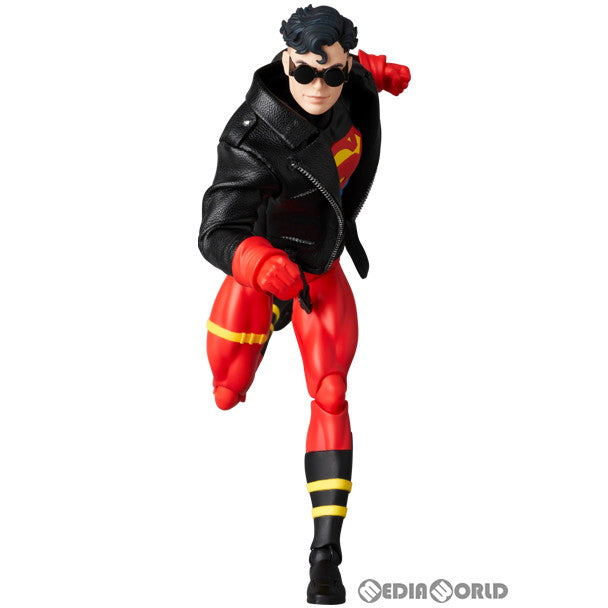 【新品即納】[FIG] マフェックス No.232 MAFEX SUPERBOY(RETURN OF SUPERMAN)(スーパーボーイ リターン・オブ・スーパーマン) 完成品 可動フィギュア メディコム・トイ(20250331)