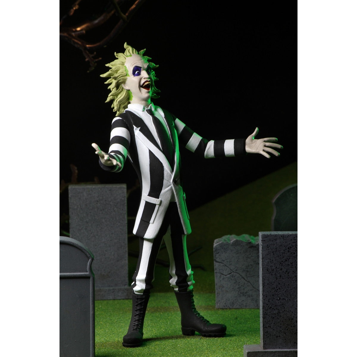 【新品即納】[FIG] トゥーニーテラーズ ビートルジュース 完成品 スタイライズド 6インチ アクションフィギュア ネカ(20241031)