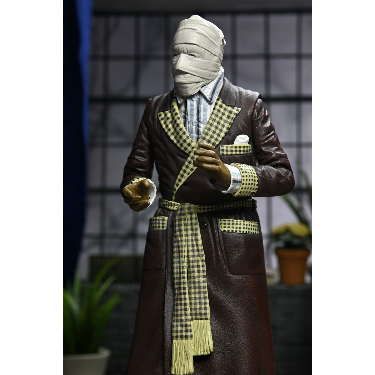 【新品即納】[FIG] ユニバーサルモンスター ジャック・グリフィン博士(ケンプ博士邸・カラー ver.) 透明人間 Invisible Man 完成品 アルティメット 7インチ アクションフィギュア ネカ(20250228)