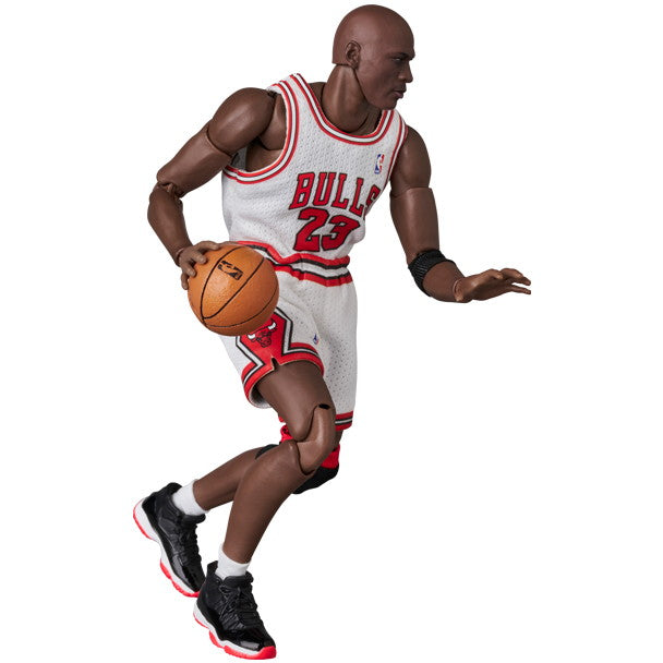 【新品即納】[FIG] マフェックス No.255 MAFEX Michael Jordan(Chicago Bulls HOME)(マイケル・ジョーダン シカゴ・ブルズホーム) 完成品 可動フィギュア メディコム・トイ(20250331)