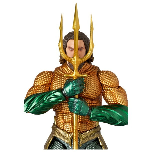【新品】【お取り寄せ】[FIG] マフェックス No.267 MAFEX AQUAMAN(GOLD & GREEN SUIT)(アクアマン ゴールド&グリーンスーツ) アクアマン/失われた王国 完成品 可動フィギュア メディコム・トイ(20251231)