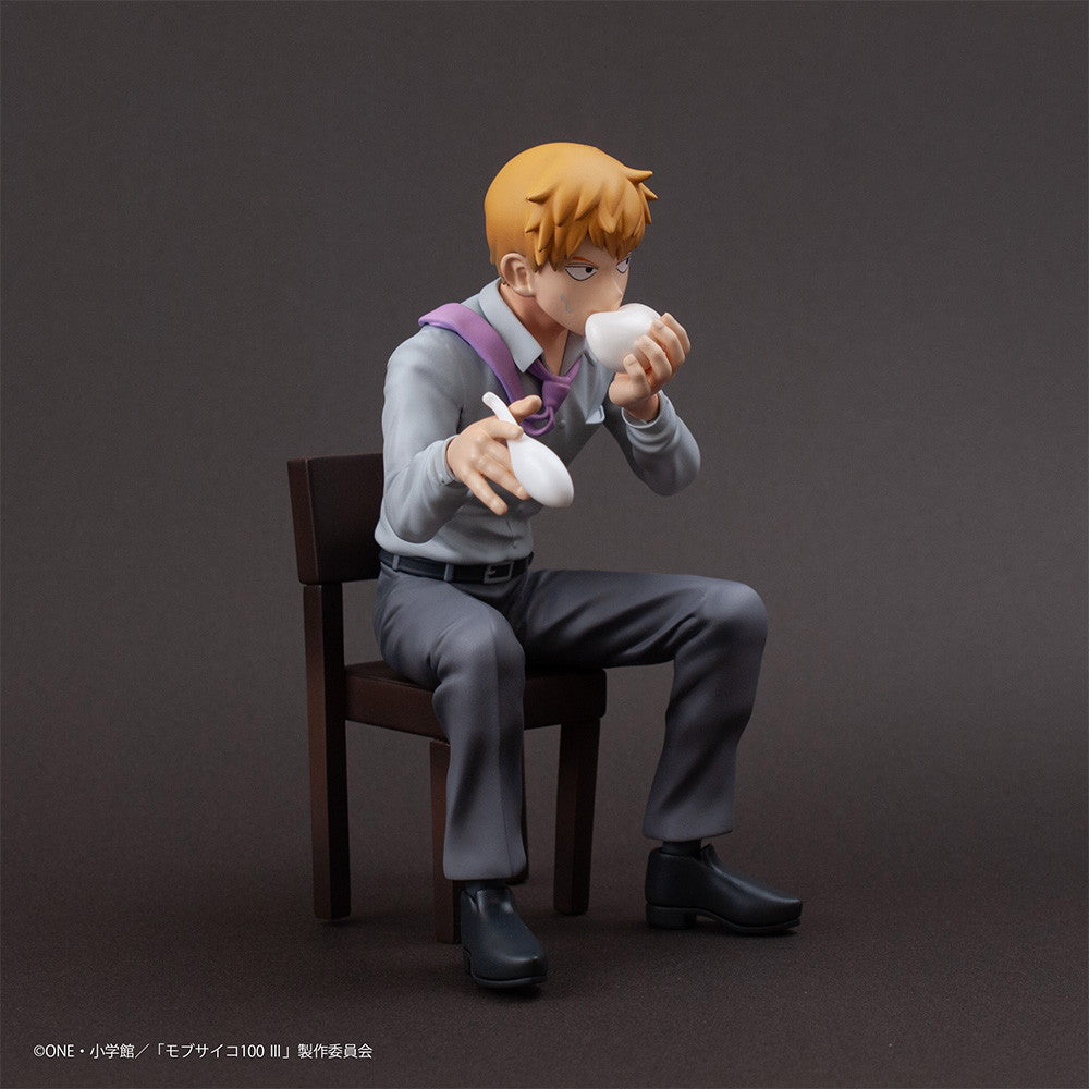 【新品即納】[FIG] 缶バッジ付属 霊幻新隆(れいげんあらたか) モブサイコ100 III×文房具カフェ 2022 完成品 フィギュア ユニオンクリエイティブ(20260331)