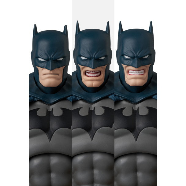 【予約安心出荷】[FIG] マフェックス No.295 MAFEX BATMAN DAMAGE Ver.(BATMAN:HUSH Ver.)(バットマン ダメージバージョン バットマン: ハッシュバージョン) 完成品 可動フィギュア メディコム・トイ(2026年9月)