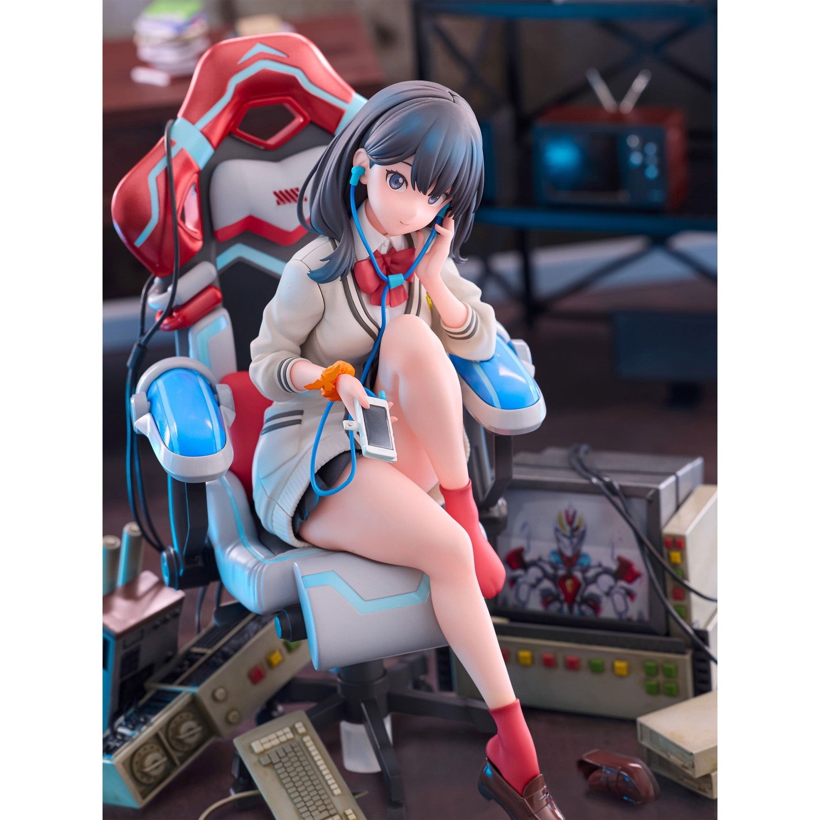 【予約安心出荷】[FIG] 宝多六花(たからだりっか) ゲーミングチェアver. SSSS.GRIDMAN(グリッドマン) 1/7 完成品 フィギュア(AMU-FNX1218) フリュー(2026年10月)