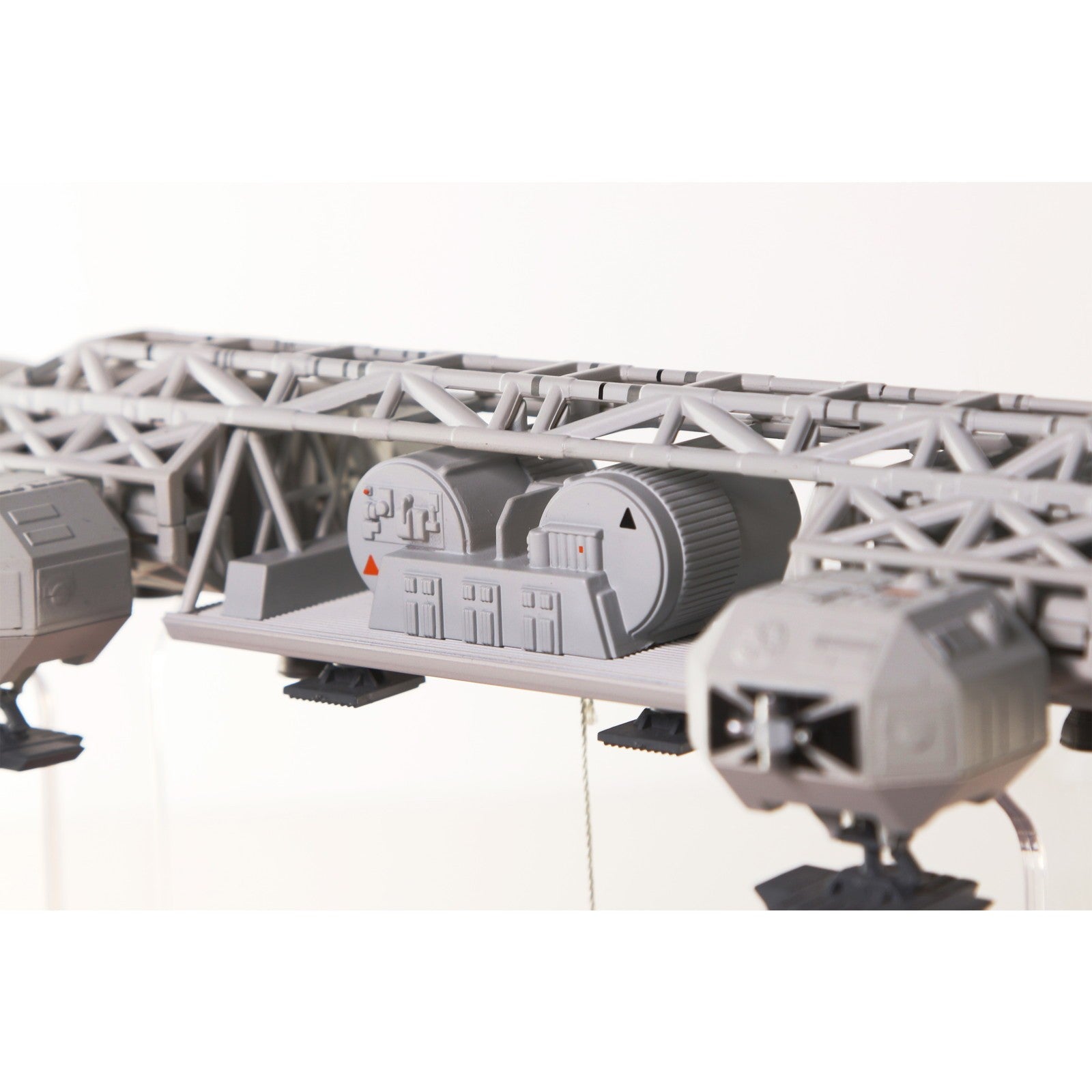【予約安心出荷】[FIG] イーグルトランスポーター 貨物ポッド装備形態 Space: 1999(スペース1999) 1/106 完成品 ダイキャストモデル フィギュア(BF229) Anderson Entertainment Limited/ベルファイン(2026年5月)