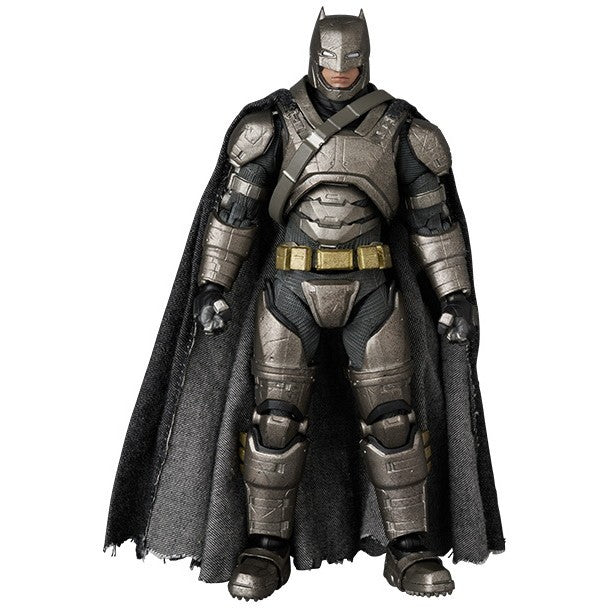 【新品】【お取り寄せ】[FIG] マフェックス No.313 MAFEX ARMORED BATMAN(アーマード・バットマン) Ver.1.5 BATMAN V SUPERMAN: DAWN OF JUSTICE(バットマン vs スーパーマン ジャスティスの誕生) 完成品 可動フィギュア メディコム・トイ(20260831)