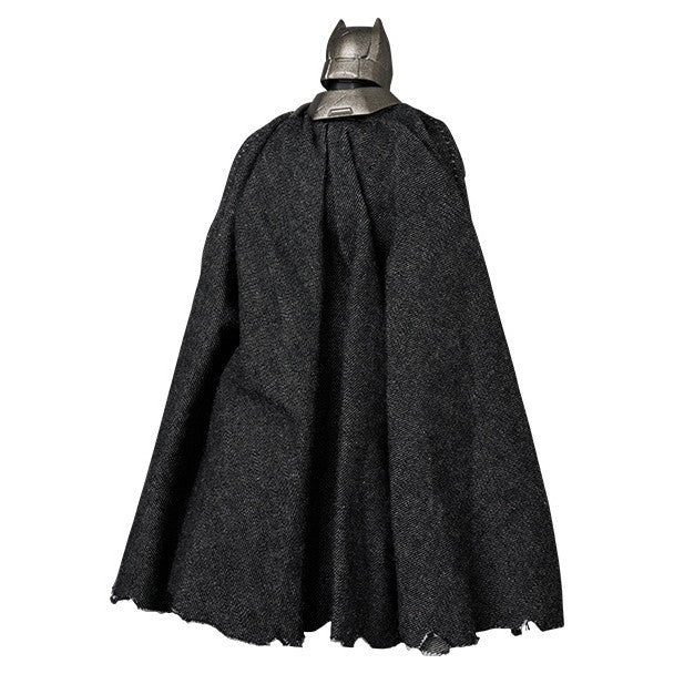 【新品】【お取り寄せ】[FIG] マフェックス No.313 MAFEX ARMORED BATMAN(アーマード・バットマン) Ver.1.5 BATMAN V SUPERMAN: DAWN OF JUSTICE(バットマン vs スーパーマン ジャスティスの誕生) 完成品 可動フィギュア メディコム・トイ(20260831)