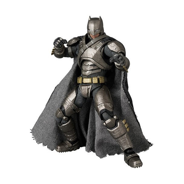 【新品】【お取り寄せ】[FIG] マフェックス No.313 MAFEX ARMORED BATMAN(アーマード・バットマン) Ver.1.5 BATMAN V SUPERMAN: DAWN OF JUSTICE(バットマン vs スーパーマン ジャスティスの誕生) 完成品 可動フィギュア メディコム・トイ(20260831)