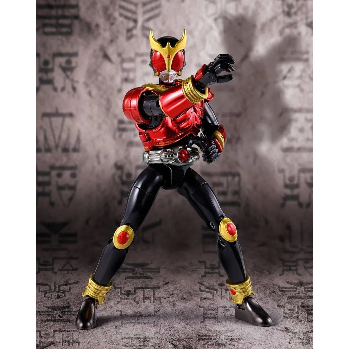 【予約安心出荷】[FIG] 装着変身 仮面ライダークウガ マイティフォーム 完成品 可動フィギュア バンダイスピリッツ(2026年12月)