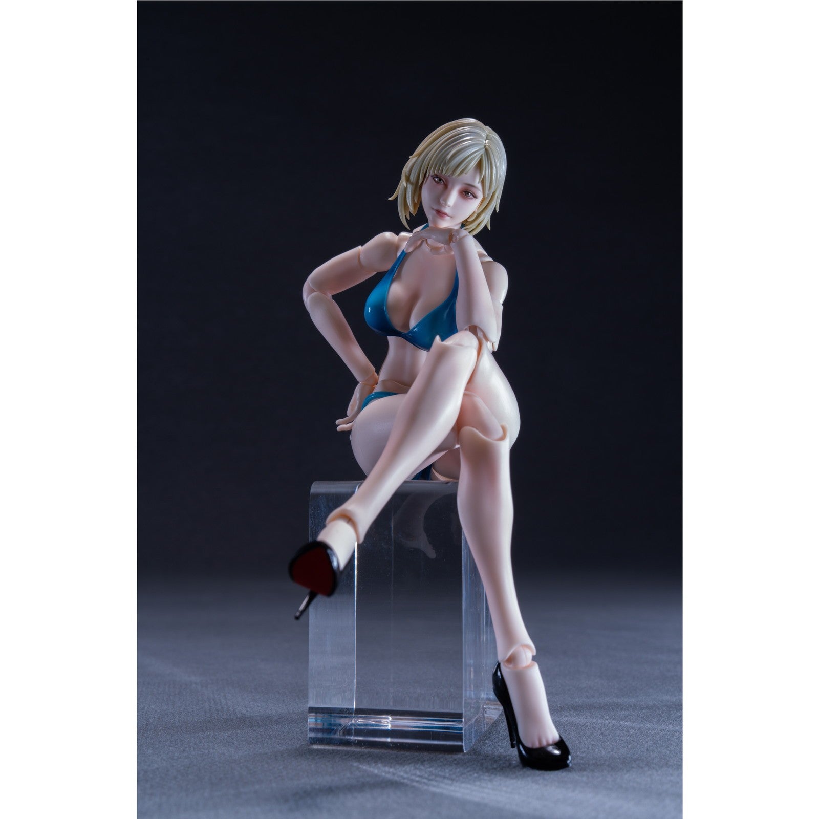 【予約安心出荷】[FIG] UMS004C 可動フィギュア女性素体 ミア(塗装済Ver.) 1/12 完成品 Romankey(ロマンキー)(2026年12月)