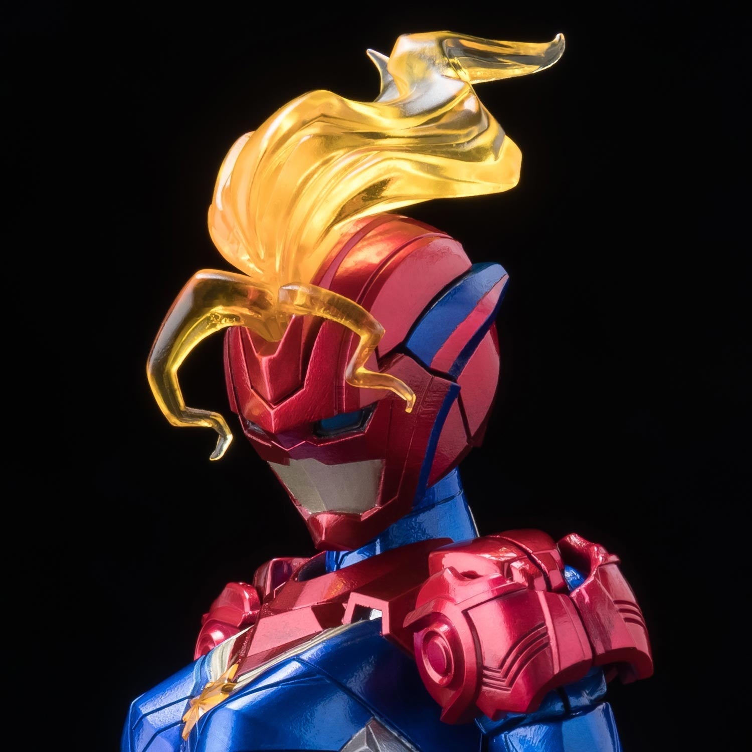 【予約安心出荷】[FIG] ファイティングアーマー キャプテン・マーベル MARVEL 完成品 可動フィギュア 千値練(せんちねる)(2026年12月)