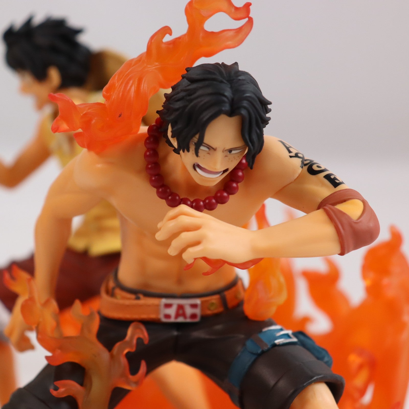 【中古即納】[FIG] ラストワン賞 Revible Moment-エース&ルフィ- 一番くじ ワンピース ドラマティックメモリーズ ONE PIECE フィギュア プライズ バンダイスピリッツ(20260110)
