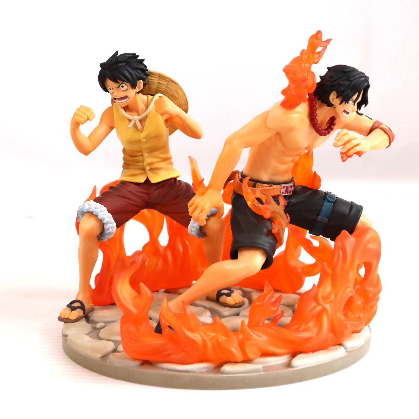 【中古即納】[FIG] ラストワン賞 Revible Moment-エース&ルフィ- 一番くじ ワンピース ドラマティックメモリーズ ONE PIECE フィギュア プライズ バンダイスピリッツ(20260110)