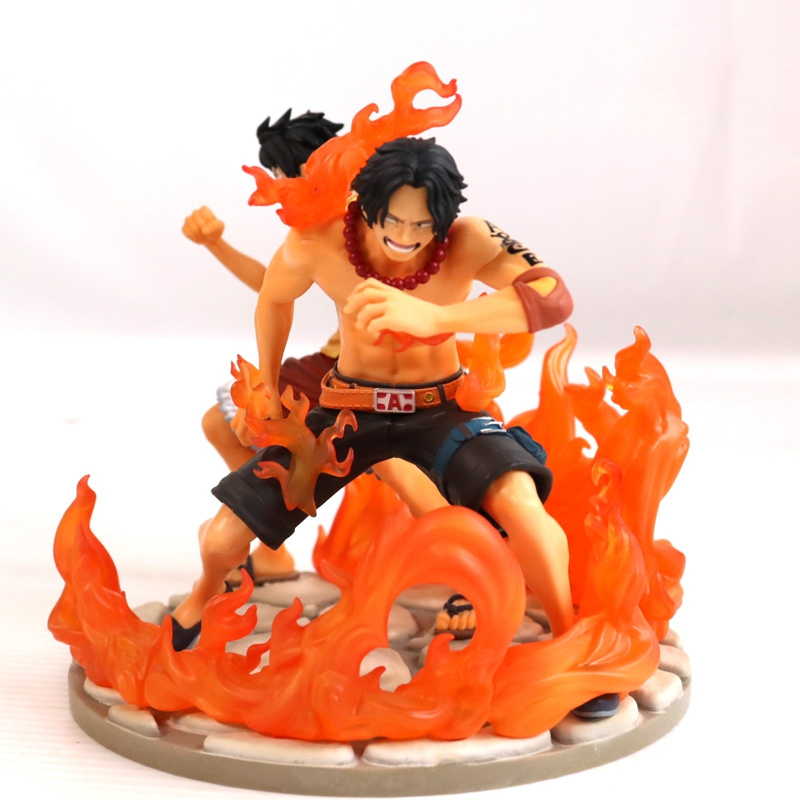 【中古即納】[FIG] ラストワン賞 Revible Moment-エース&ルフィ- 一番くじ ワンピース ドラマティックメモリーズ ONE PIECE フィギュア プライズ バンダイスピリッツ(20260110)