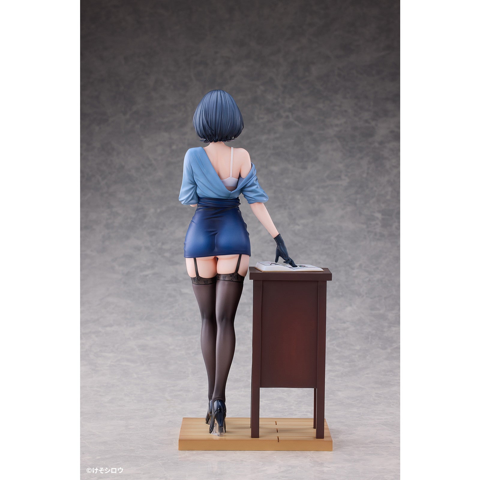 【新品即納】[FIG] タペストリー&色紙付属 唐突に脱ぎだす天然美術教師 瑠美(るみ) illustration by けそシロウ 1/6 完成品 フィギュア HanaBee(ハナビー)(20250831)