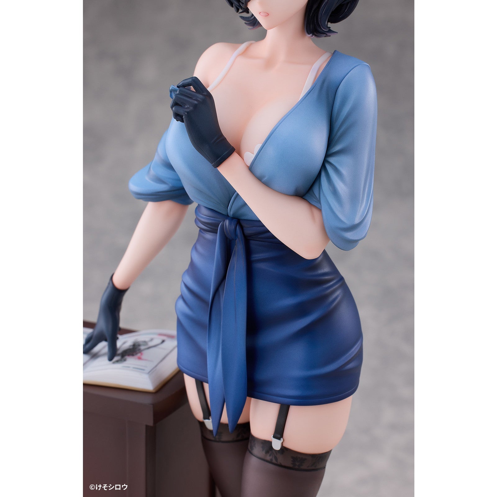 【新品即納】[FIG] タペストリー&色紙付属 唐突に脱ぎだす天然美術教師 瑠美(るみ) illustration by けそシロウ 1/6 完成品 フィギュア HanaBee(ハナビー)(20250831)