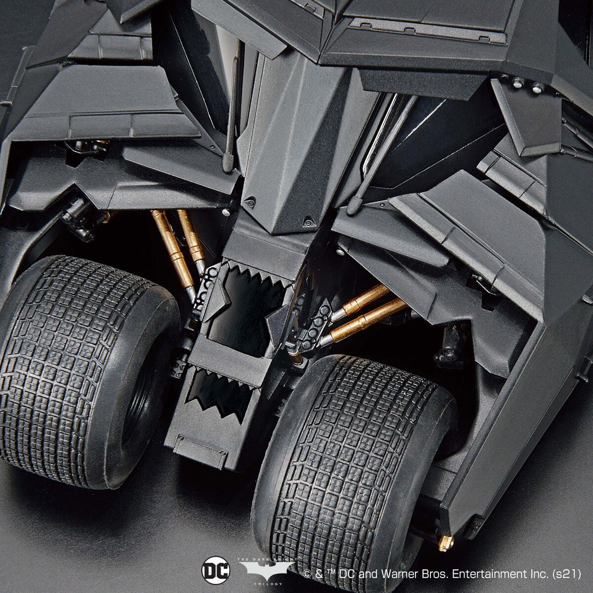 【新品即納】[PTM] (再販) 1/35 バットモービル(バットマン ビギンズVer.) プラモデル(5062184) バンダイスピリッツ(20251227)