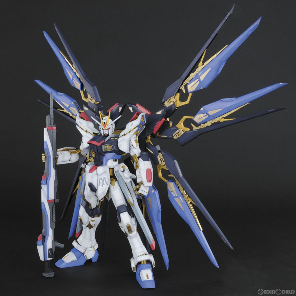 【新品即納】[PTM]PG 1/60 ZGMF-X20A ストライクフリーダムガンダム 機動戦士ガンダムSEED DESTINY(シードデスティニー)  プラモデル(5063056)(20211104)