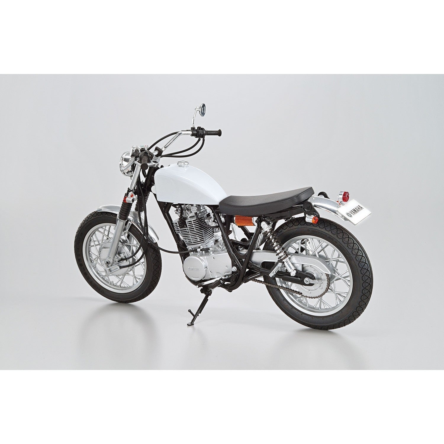 【予約安心出荷】[PTM] (再々販) ザ・バイク No.56 1/12 ヤマハ1JR SR400S リミテッドエディション '95 カスタムパーツ付き プラモデル(065662) アオシマ(20260531)