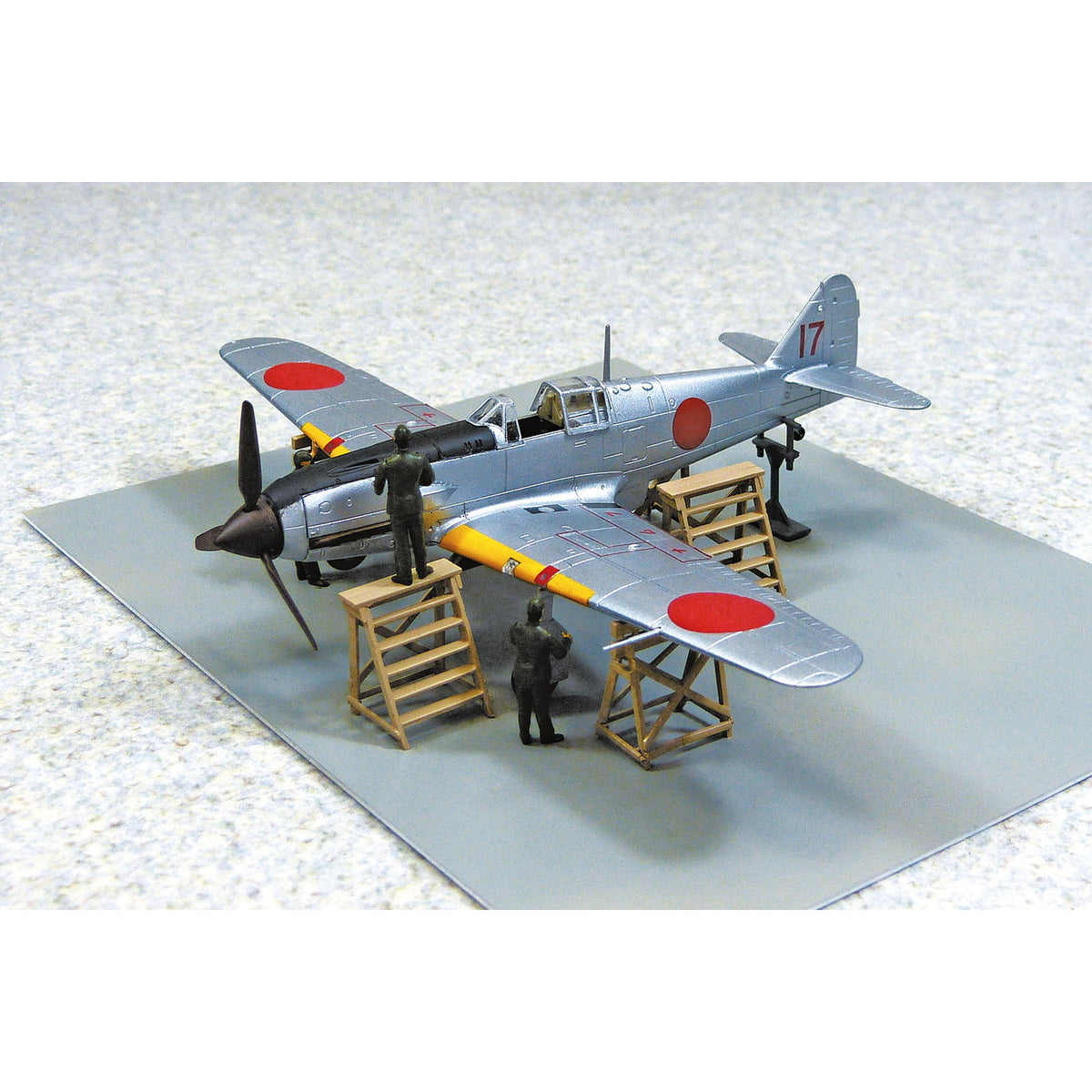 【新品】【お取り寄せ】[PTM] 1/72 航空機 No.1 三式戦 飛燕 二型 増加試作機 キ61-II プラモデル(065679) アオシマ(20250131)