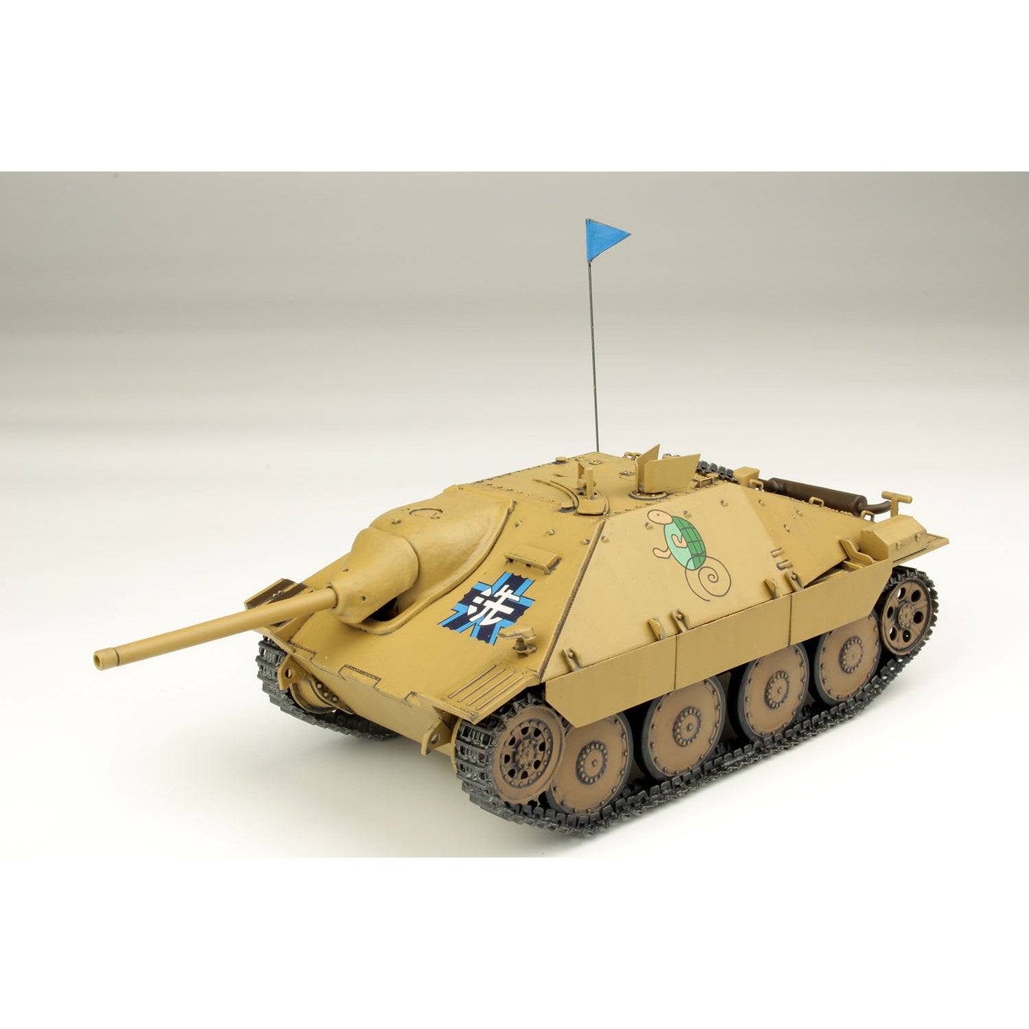 【中古即納】[PTM] 1/35 38(t)改(ヘッツァー仕様)カメさんチーム 10周年をお祝いするよ! ガールズ&パンツァー最終章 プラモデル(GP-78) プラッツ(20221021)
