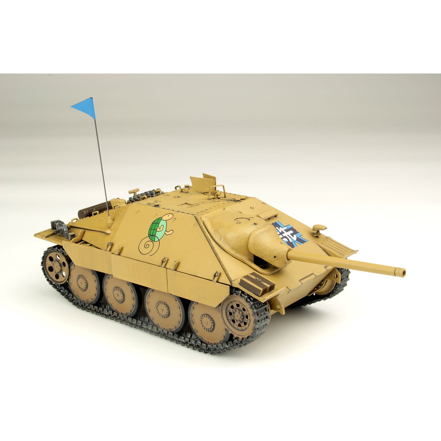 【中古即納】[PTM] 1/35 38(t)改(ヘッツァー仕様)カメさんチーム 10周年をお祝いするよ! ガールズ&パンツァー最終章 プラモデル(GP-78) プラッツ(20221021)