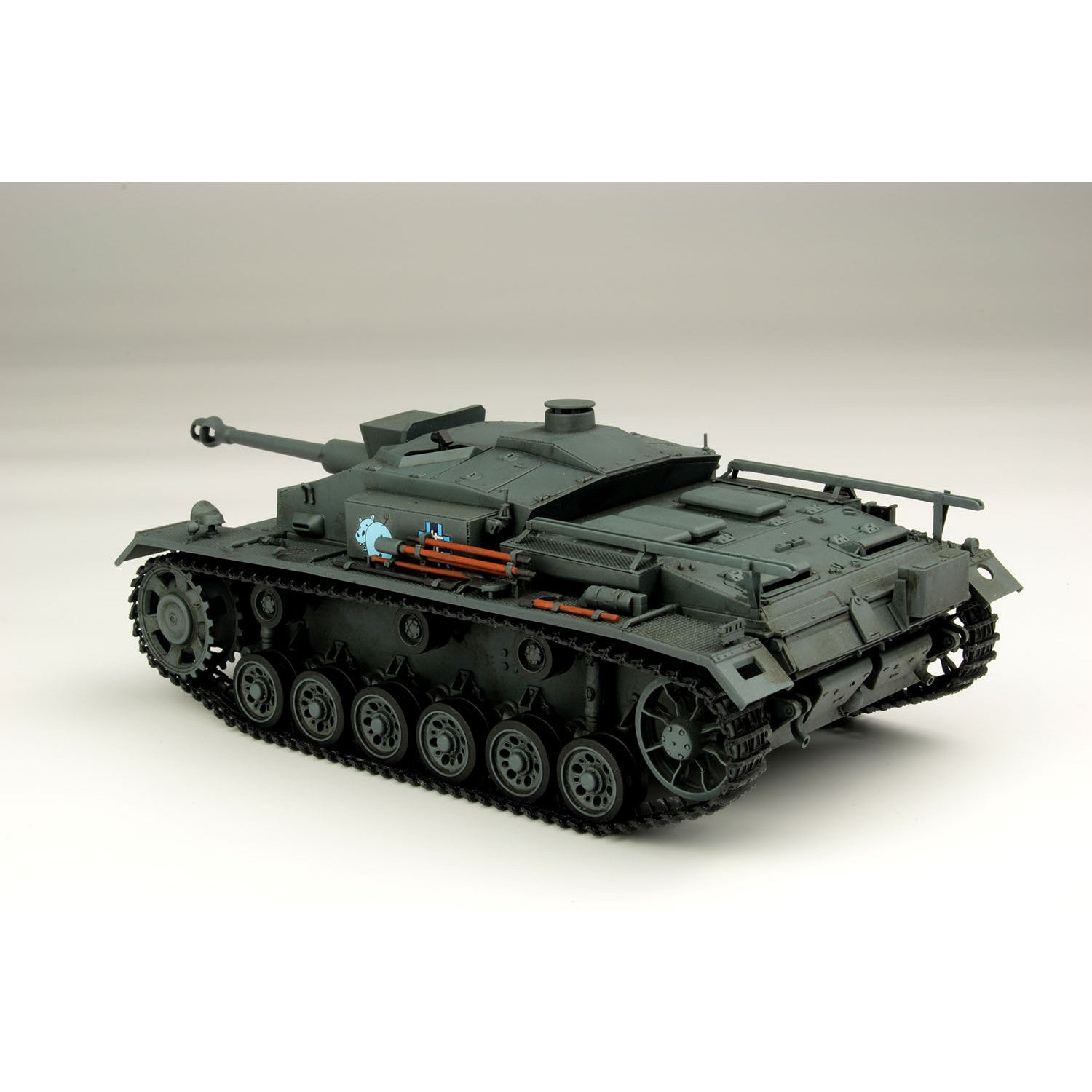 【新品即納】[PTM] (再販) 1/35 III号突撃砲F型 カバさんチーム 10周年をお祝いするぜよ! ガールズ&パンツァー 劇場版 プラモデル(GP-79) プラッツ(20241130)