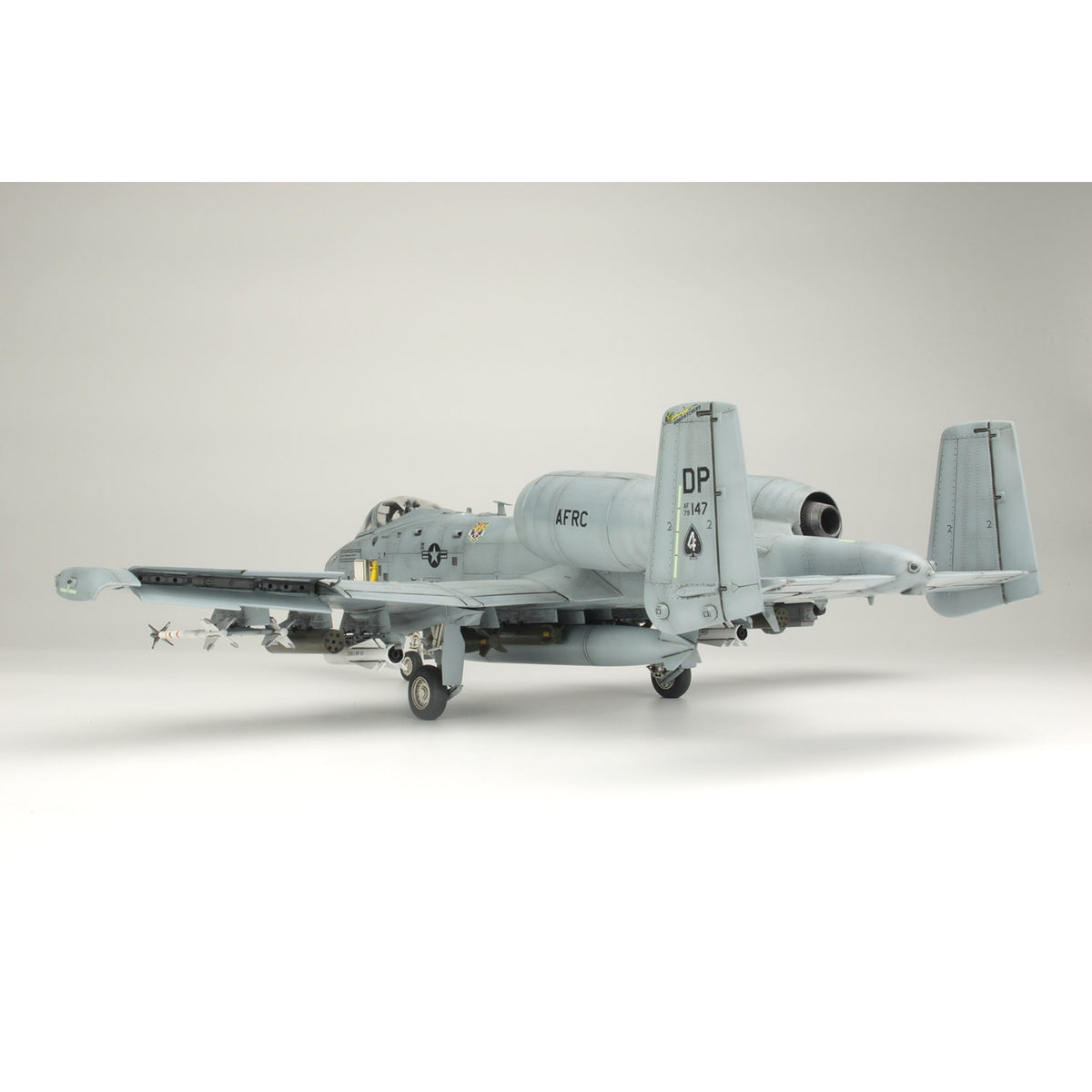 【中古即納】[PTM] 1/48 アメリカ空軍 攻撃機 A-10CサンダーボルトII 第47戦闘飛行隊 ドッグパッチャーズ プラモデル(TPA-24) プラッツ/ITALERI(イタレリ)(20221120)